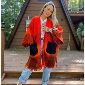 NWT WanderBird Co Topper